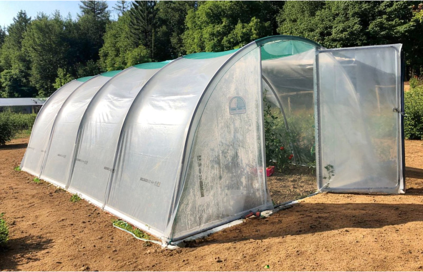Serre de jardin 3.7m x 7.5m aération au faîtage | Serres Tonneau