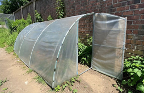 Serre adossée au mur 2m x 4,5m surface 9m² | Serres Tonneau