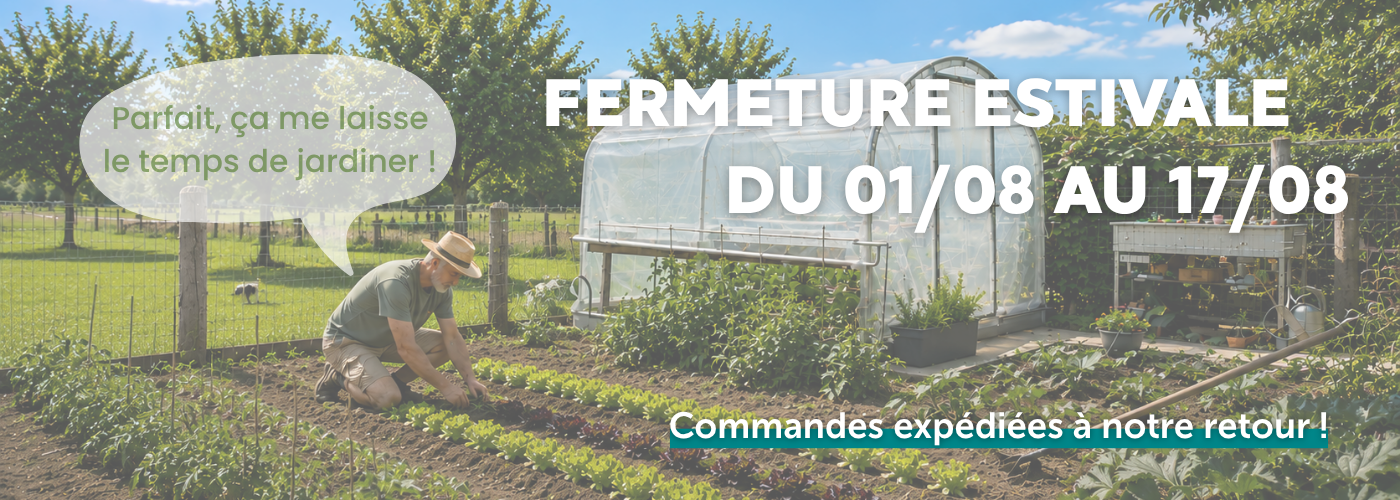 jardinier dans son potager en été