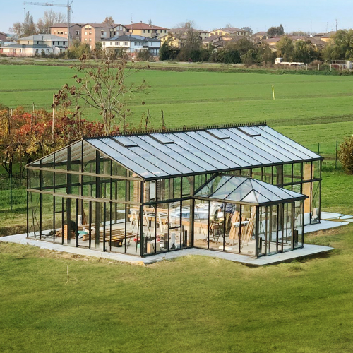 grande serre en verre nature